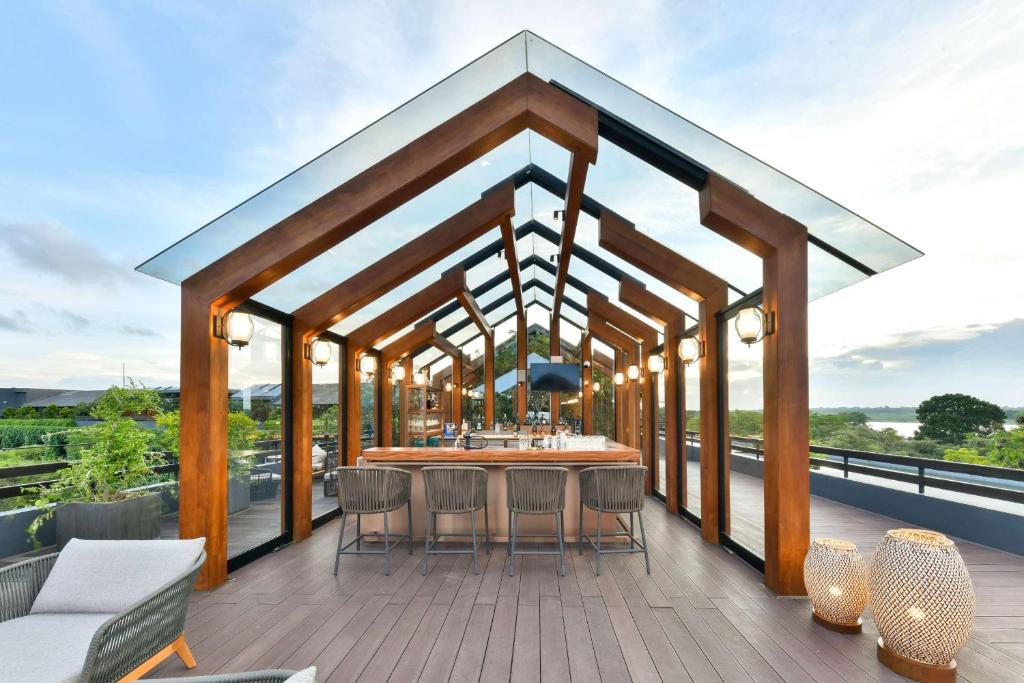 THE MEATPACKING SUITES